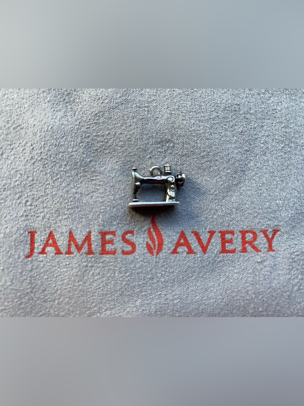 Silver Vintage Sewing Machine Charm